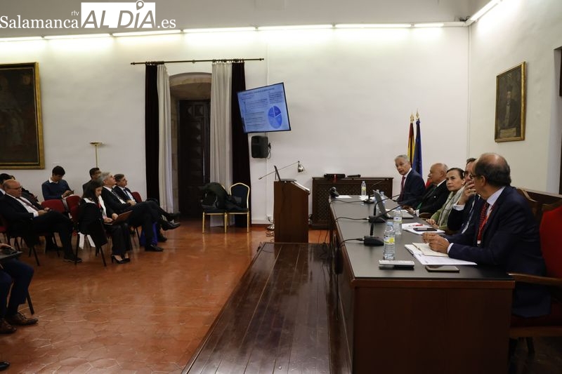 Presentación del Barómetro Cátedra RTVE-USAL en Fonseca. Foto de David Sañudo