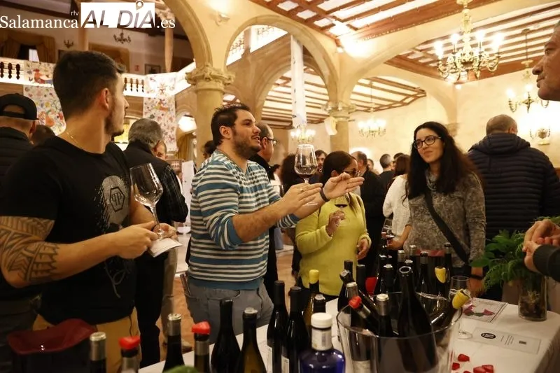Presentación Anual de los Vinos de la DOP Sierra de Salamanca en el Casino. Fotos: David Sañudo