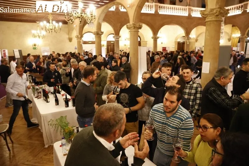 Presentación Anual de los Vinos de la DOP Sierra de Salamanca en el Casino. Fotos: David Sañudo