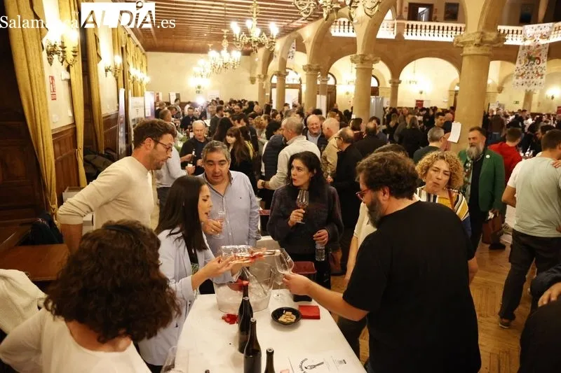 Presentación Anual de los Vinos de la DOP Sierra de Salamanca en el Casino. Fotos: David Sañudo