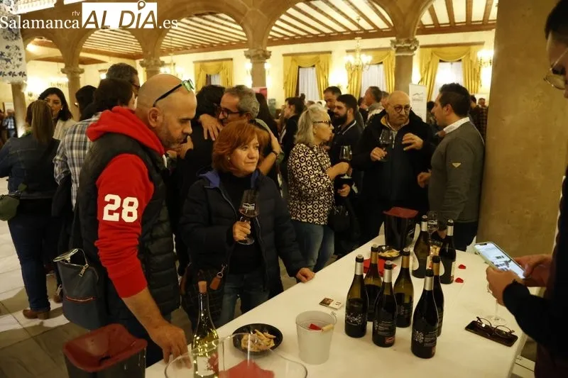 Presentación Anual de los Vinos de la DOP Sierra de Salamanca en el Casino. Fotos: David Sañudo