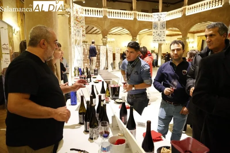 Presentación Anual de los Vinos de la DOP Sierra de Salamanca en el Casino. Fotos: David Sañudo