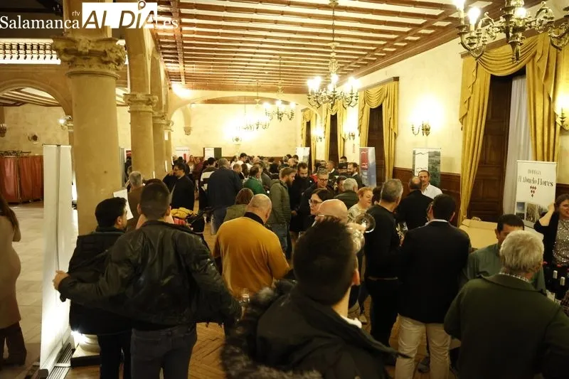 Presentación Anual de los Vinos de la DOP Sierra de Salamanca en el Casino. Fotos: David Sañudo