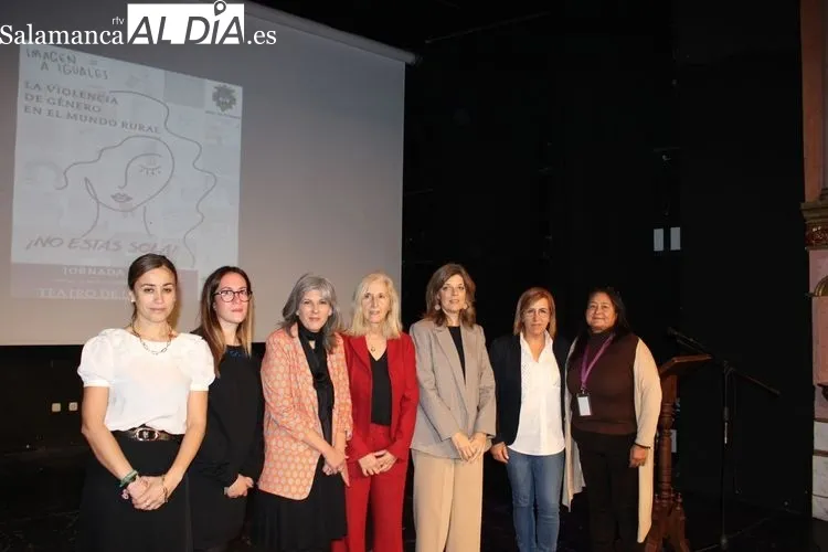 Foto 5 - Primera charla coloquio sobre la Violencia de G&eacute;nero en el Mundo Rural&nbsp;