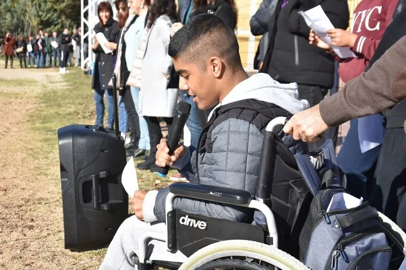 Foto 9 - El IES Mateo Hern&aacute;ndez se une al F&eacute;lix Rodr&iacute;guez de la Fuente y al Jos&eacute; Herrero contra la violencia hacia la mujer