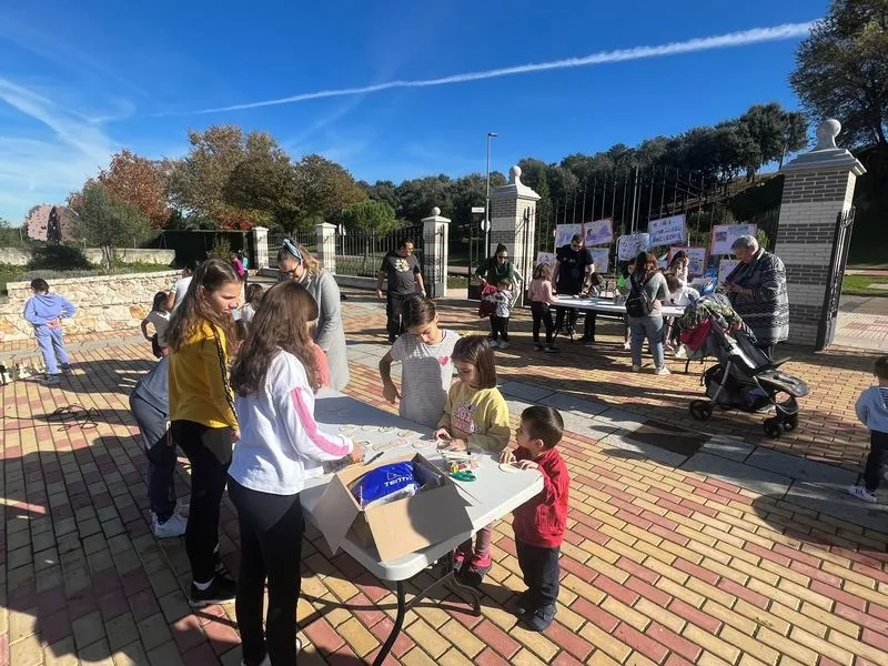 Sol y temperatura agradable en la Fiesta de la Infancia de Carbajosa de la Sagrada.