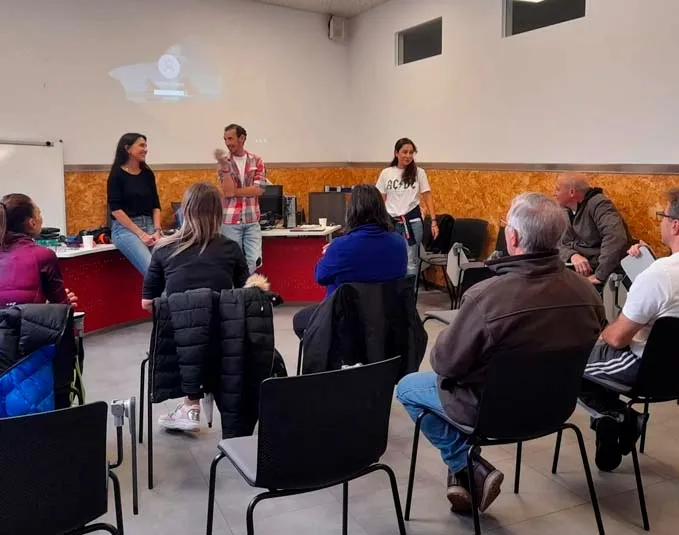 Talleres Básicos de Adiestramiento Canino para de estrechar la relación del dueño con el perro 