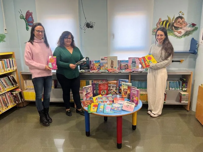 Foto 5 - La Biblioteca Municipal de Carbajosa incorpora 202 nuevos ejemplares