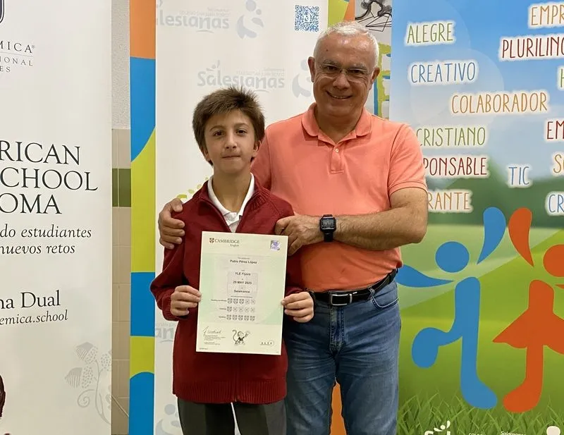 Entrega de los certificados de University of Cambridge a escolares del Colegio San Juan Bosco