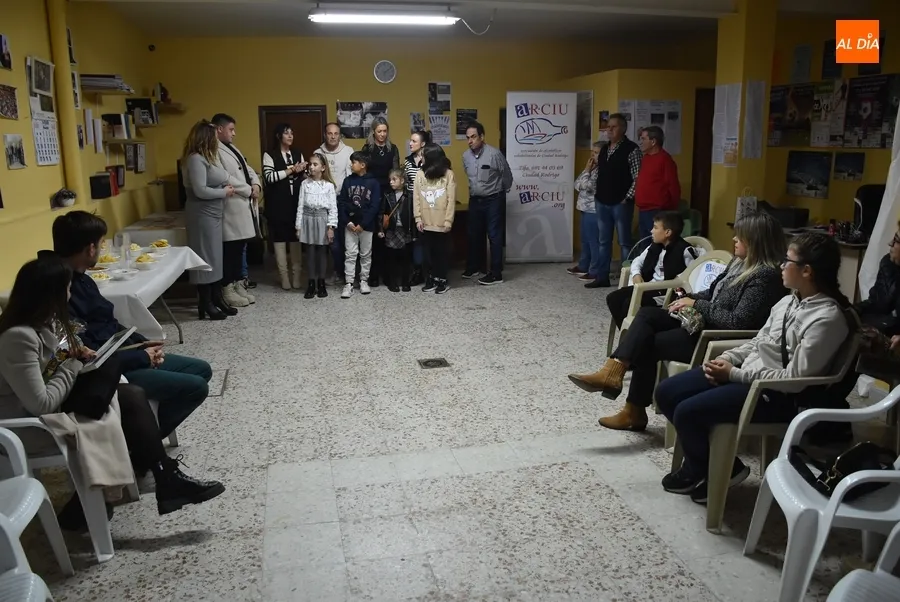 Foto 11 - Los ganadores del concurso de dibujo infantil de ARCIU reciben sus premios
