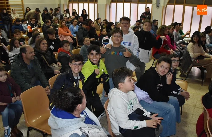 Foto 4 - Divertida tarde de magia &lsquo;con mensaje&rsquo; a cargo de Javier Shalom de la mano del Seminario