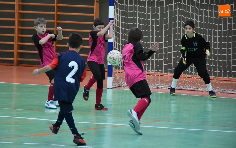 Foto 4 - #M [24-26 NOV] El Benjam&iacute;n A del III Columnas suma otra c&oacute;moda victoria ante Vitigudino