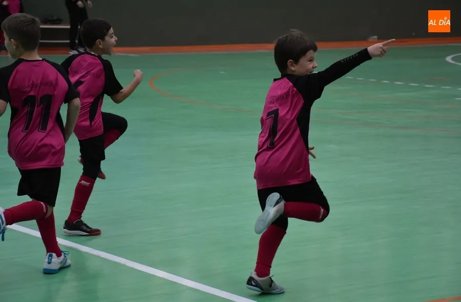 Foto 10 - #M [24-26 NOV] El Benjam&iacute;n A del III Columnas suma otra c&oacute;moda victoria ante Vitigudino