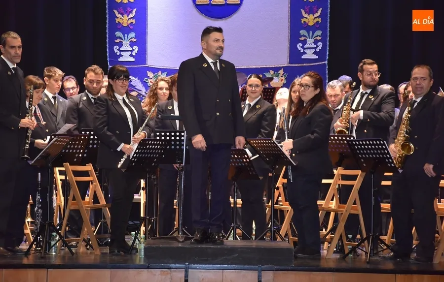Foto 10 - Ampl&iacute;simo respaldo a la celebraci&oacute;n de Santa Cecilia por parte de la Banda de M&uacute;sica