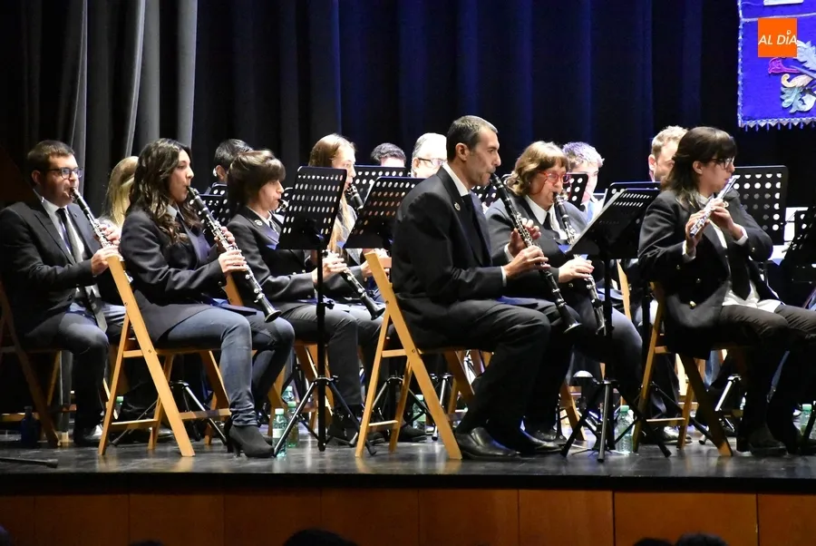 Foto 11 - Ampl&iacute;simo respaldo a la celebraci&oacute;n de Santa Cecilia por parte de la Banda de M&uacute;sica