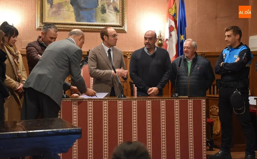 Foto 5 - Promete su cargo un nuevo agente de la Polic&iacute;a Local de Ciudad Rodrigo