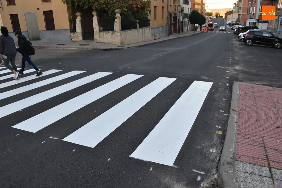 Foto 6 - Los pasos de cebra de la Avenida de B&eacute;jar est&aacute;n de vuelta