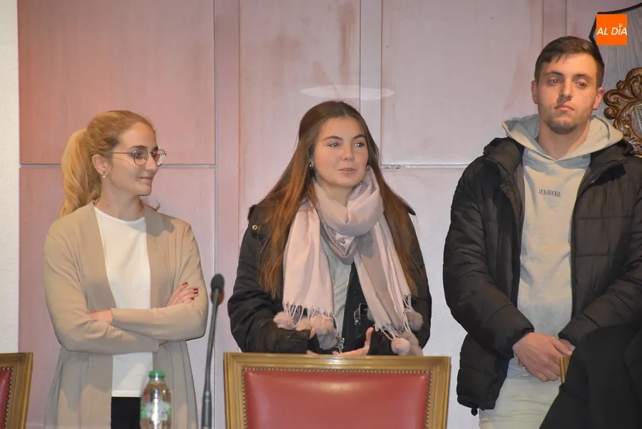 Foto 7 - Varios j&oacute;venes presumen de su fe en la presentaci&oacute;n del balance del a&ntilde;o 2022 de la Di&oacute;cesis