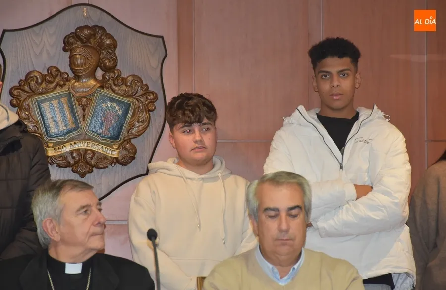 Foto 8 - Varios j&oacute;venes presumen de su fe en la presentaci&oacute;n del balance del a&ntilde;o 2022 de la Di&oacute;cesis