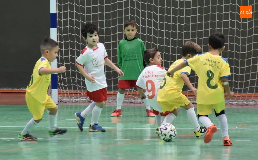 Foto 2 - Echa a rodar la 15&ordf; Liga Comarcal Prebenjam&iacute;n del III Columnas