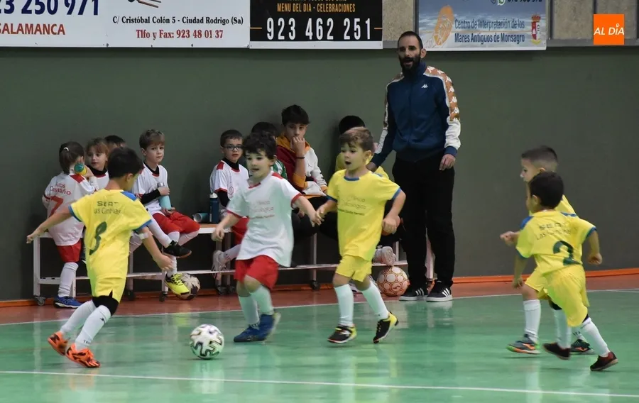Foto 4 - Echa a rodar la 15&ordf; Liga Comarcal Prebenjam&iacute;n del III Columnas