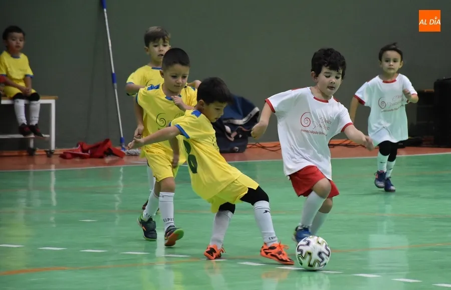 Foto 5 - Echa a rodar la 15&ordf; Liga Comarcal Prebenjam&iacute;n del III Columnas