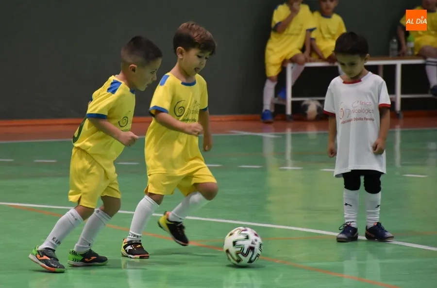 Foto 10 - Echa a rodar la 15&ordf; Liga Comarcal Prebenjam&iacute;n del III Columnas