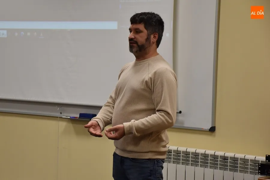 Foto 3 - Ampl&iacute;sima asistencia de p&uacute;blico a la proyecci&oacute;n de &lsquo;Aqu&iacute; no paso n&aacute;&rsquo;