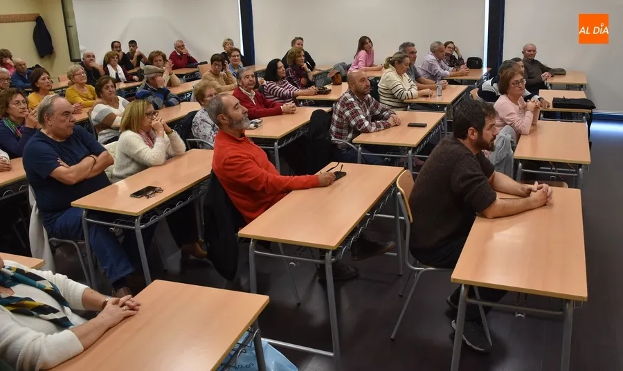 Foto 4 - Ampl&iacute;sima asistencia de p&uacute;blico a la proyecci&oacute;n de &lsquo;Aqu&iacute; no paso n&aacute;&rsquo;
