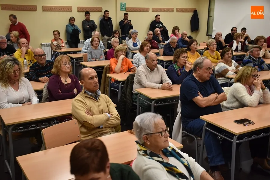Foto 5 - Ampl&iacute;sima asistencia de p&uacute;blico a la proyecci&oacute;n de &lsquo;Aqu&iacute; no paso n&aacute;&rsquo;