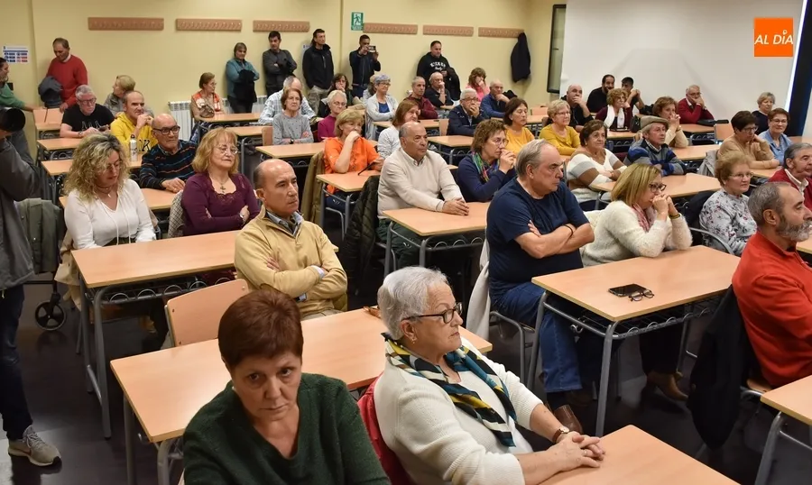 Foto 6 - Ampl&iacute;sima asistencia de p&uacute;blico a la proyecci&oacute;n de &lsquo;Aqu&iacute; no paso n&aacute;&rsquo;