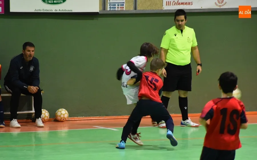 Foto 9 - El III Alev&iacute;n B vence al Futsal Castellanos en un partido que pudo acabar en goleada