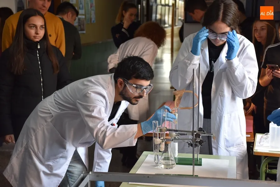 Foto 4 - El IES Fray Diego celebra la Semana de la Ciencia con la idea de institucionalizarla