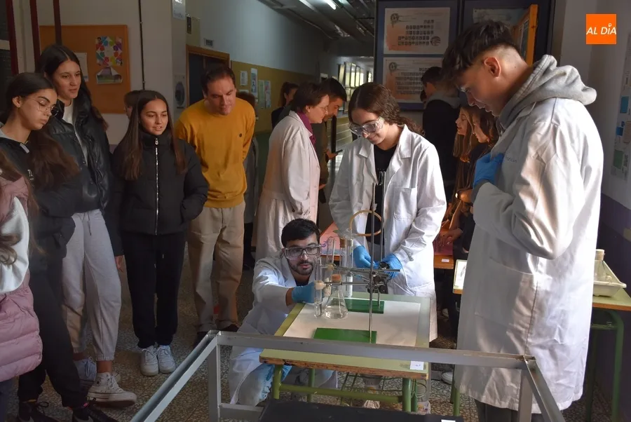 Foto 7 - El IES Fray Diego celebra la Semana de la Ciencia con la idea de institucionalizarla