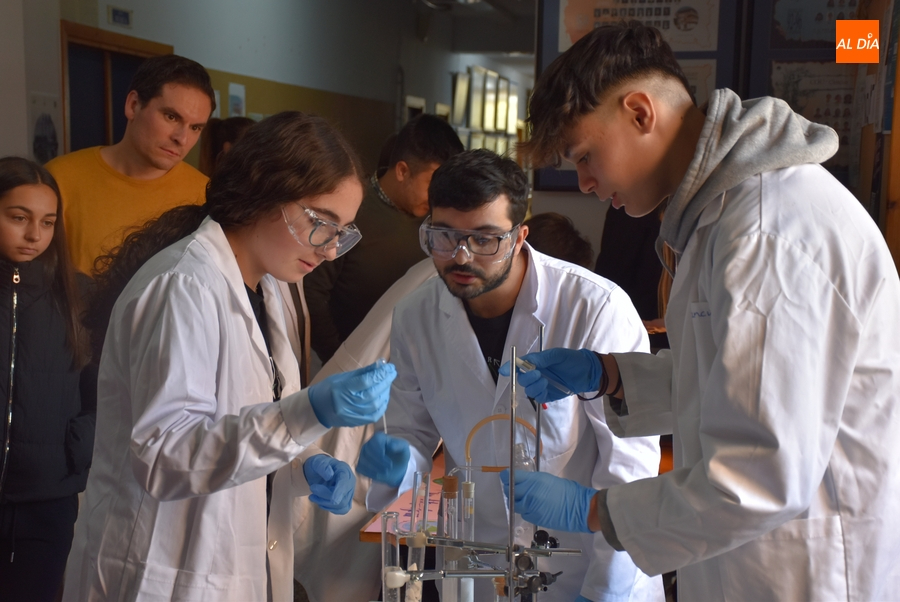 El IES Fray Diego celebra la Semana de la Ciencia con la idea de institucionalizarla