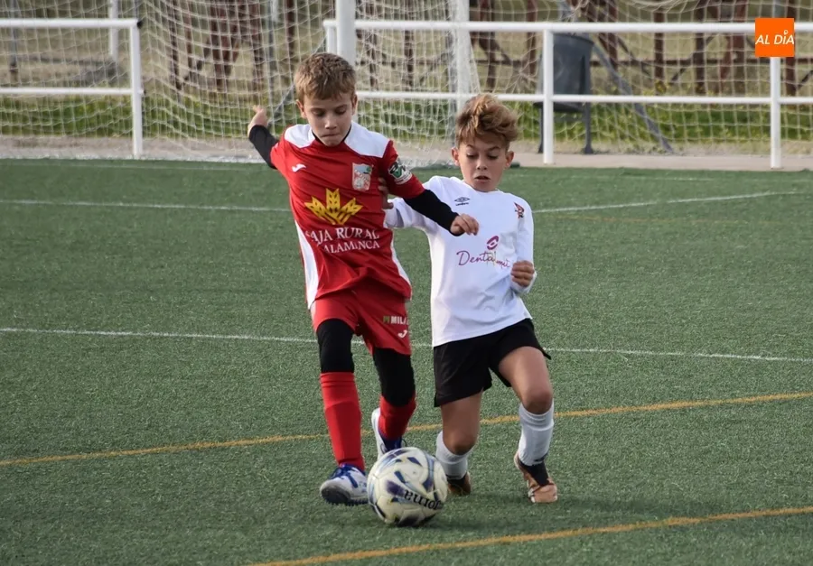 Foto 3 - Contundente primera victoria como local del Benjam&iacute;n del Ciudad Rodrigo