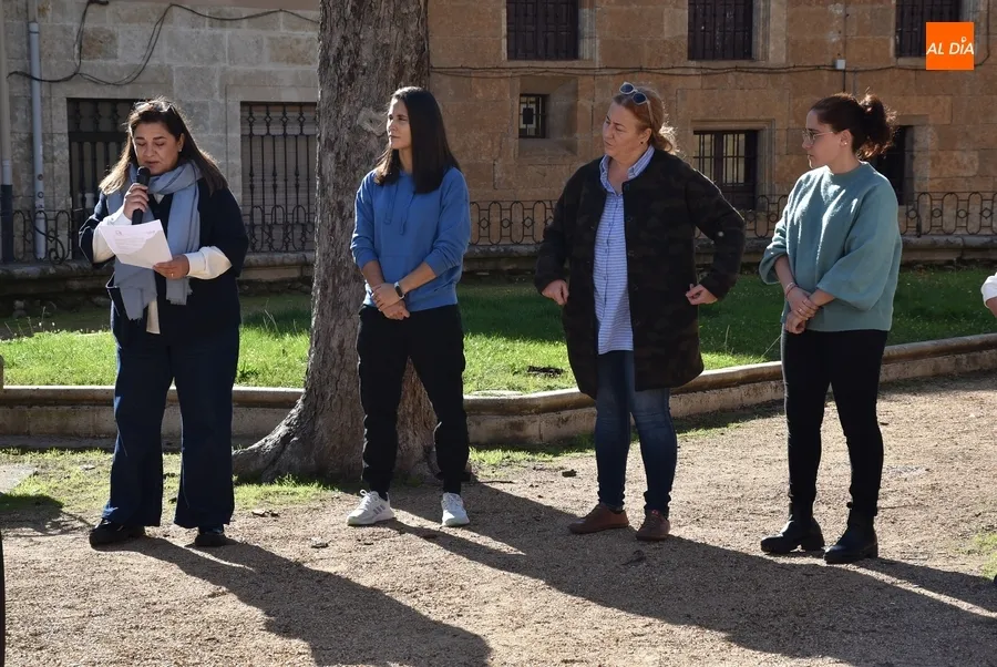 Foto 4 - C&aacute;ritas renueva su compromiso con los excluidos en un nuevo &lsquo;C&iacute;rculo del Silencio&rsquo;