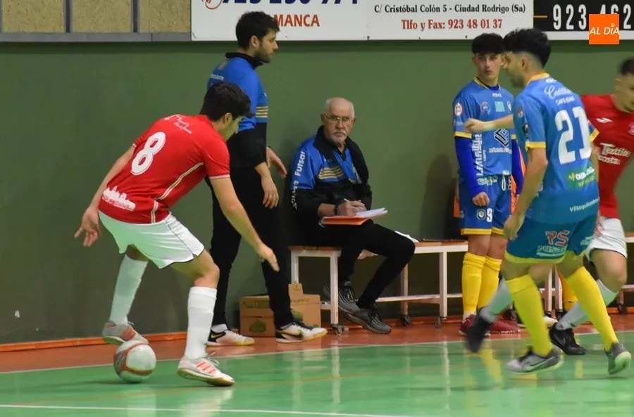Foto 9 - El III Senior alza por fin los brazos con una luchad&iacute;sima victoria ante Villaquilambre