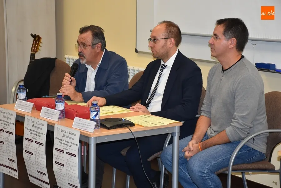 Foto 2 - Arrancan las XVI Jornadas del CEM abri&eacute;ndose a Portugal y con un gui&ntilde;o a Palestina