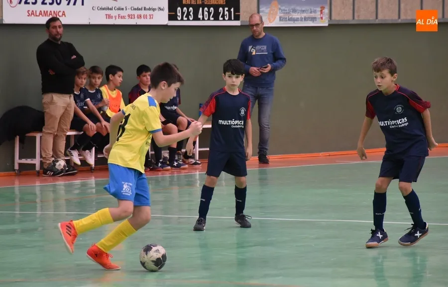 Foto 4 - #M [3-5 NOV] Victoria del III Alev&iacute;n en el estreno de los Juegos Escolares de F&uacute;tbol Sala