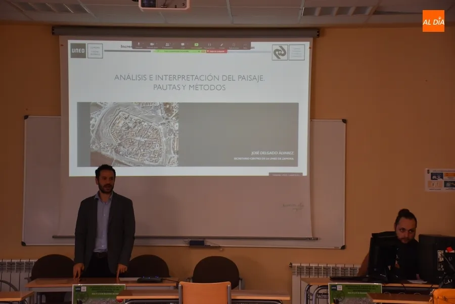Foto 4 - 62 personas toman parte en el curso para &ldquo;quitar el miedo&rdquo; a las geotecnolog&iacute;as