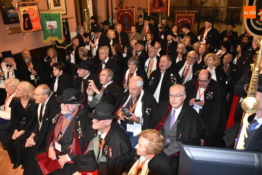 Foto 7 - La Rondalla pone banda sonora a la apertura del magno Encuentro Nacional de la Capa Espa&ntilde;ola