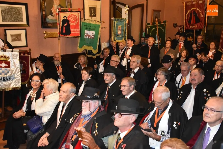 Foto 10 - La Rondalla pone banda sonora a la apertura del magno Encuentro Nacional de la Capa Espa&ntilde;ola