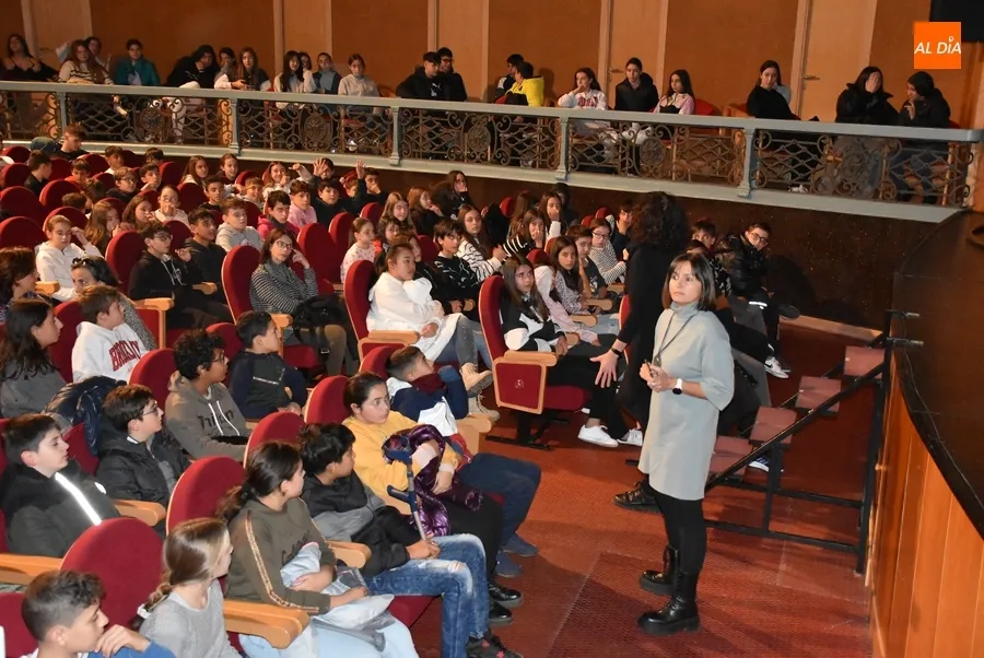 Foto 8 - El Festival Provincia a Escena llega con &lsquo;KBR3&rsquo; a Ciudad Rodrigo