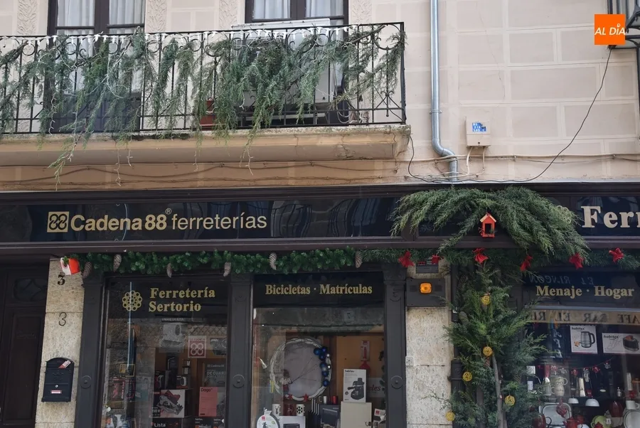 Foto 9 - Cuenta atr&aacute;s en los barrios y zonas comerciales para la llegada de la Navidad