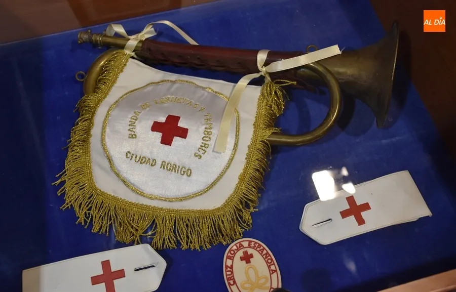 Foto 7 - Cruz Roja rememora en una exposici&oacute;n sus 150 a&ntilde;os de trayectoria en Ciudad Rodrigo