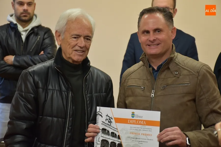 Foto 2 - La entrega de premios del Concurso de Fotograf&iacute;a de la Feria del Caballo abre la Feria de San Andr&eacute;s