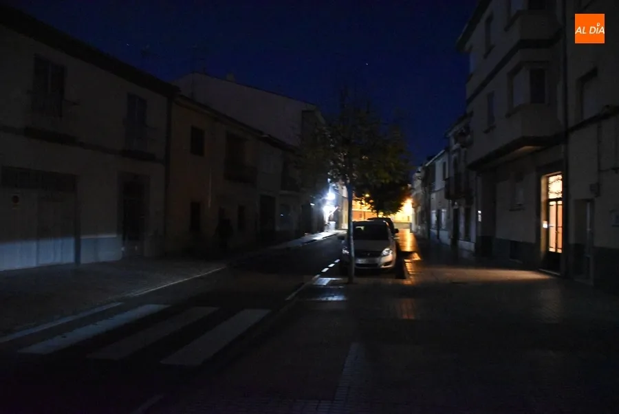 Foto 2 - Parte del barrio de San Crist&oacute;bal &lsquo;inicia la noche&rsquo; un rato m&aacute;s tarde de lo habitual