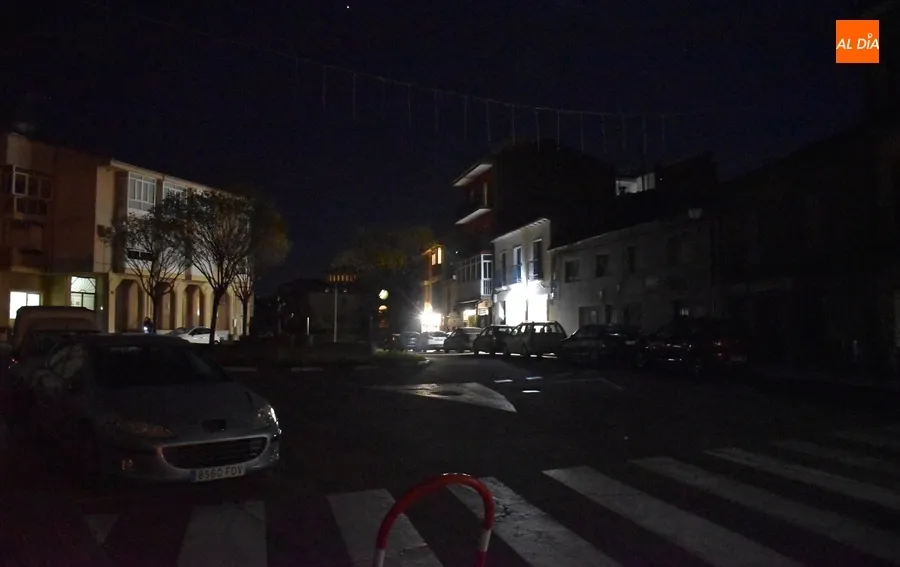 Foto 4 - Parte del barrio de San Crist&oacute;bal &lsquo;inicia la noche&rsquo; un rato m&aacute;s tarde de lo habitual
