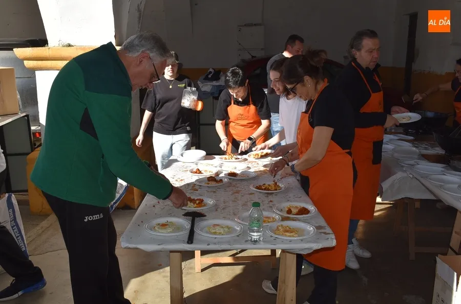 Foto 11 - Los capistas de toda Espa&ntilde;a prueban los huevos fritos con farinato